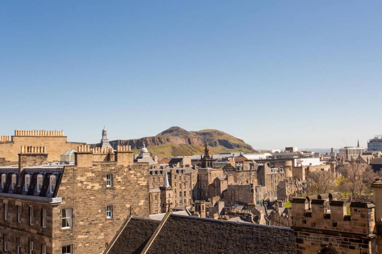 Altido Retro Castle Retreat 2Bed Apartman Edinburgh Szoba fotó