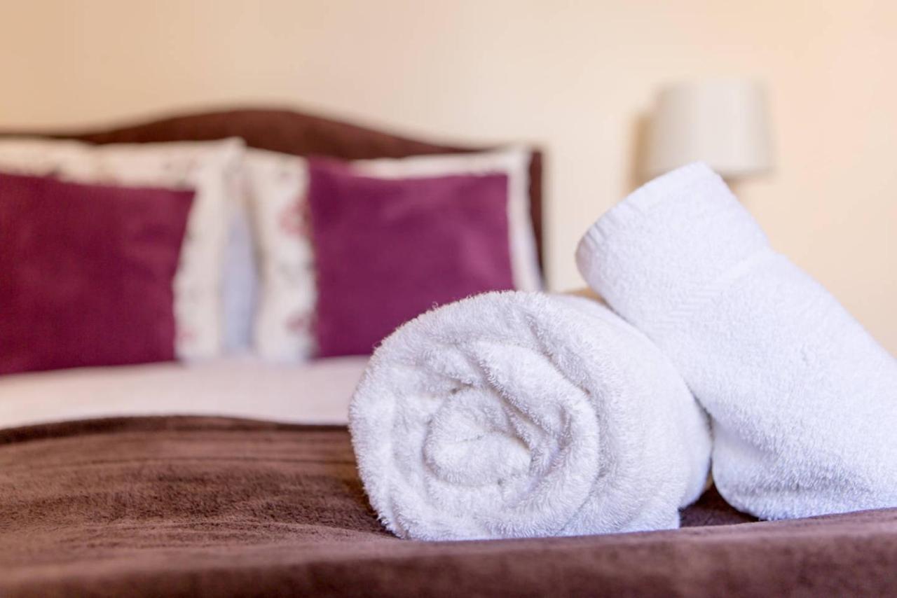 Altido Retro Castle Retreat 2Bed Apartman Edinburgh Kültér fotó